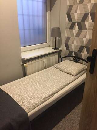 Хостелы Hostel City Center Gdynia Гдыня Небольшой одноместный номер-2